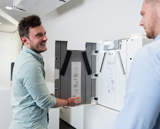 https://www.brinkclimatesystems.nl/storage/sfeerbeelden bij oplossingen/Contact.png
